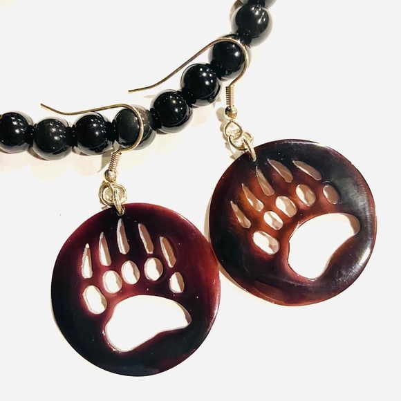 Bear Paw Earrings Hand crafted shell - Picture 2 of 3